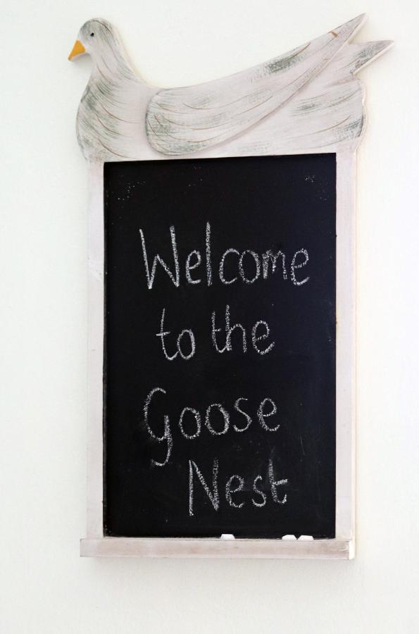 The Goose Nest Apartment Struisbaai Bagian luar foto