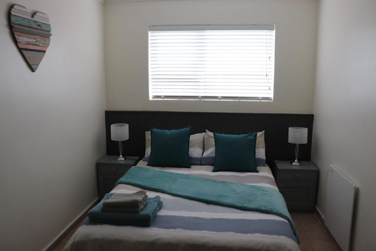 The Goose Nest Apartment Struisbaai Bagian luar foto