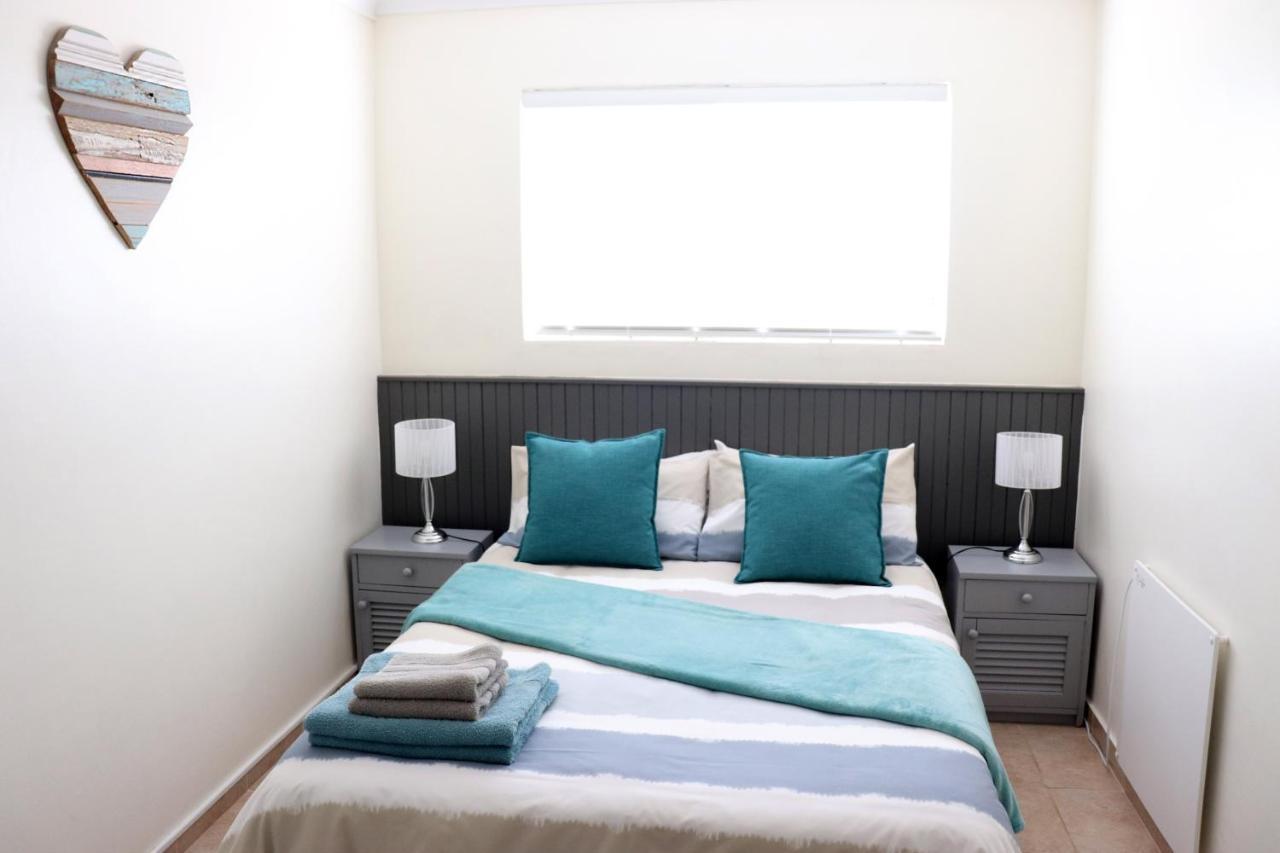 The Goose Nest Apartment Struisbaai Bagian luar foto